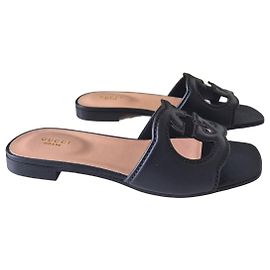 Gucci Marmont Black Leather Flat Sandals Black