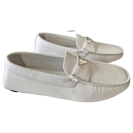 Mocassins Prada em couro branco Branco