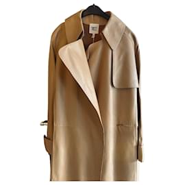 Hermès Gabardina de cuero Beige