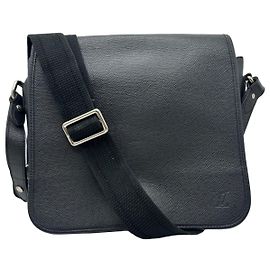 Louis Vuitton Taiga Andrei Messenger Bag Black