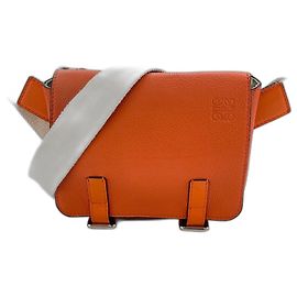 Sac banane militaire Loewe en cuir orange Orange