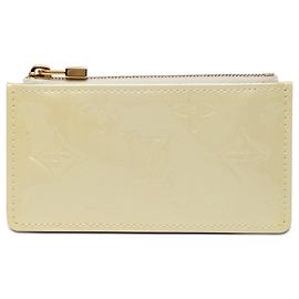 Louis Vuitton White Monogram Vernis Pochette Cles White