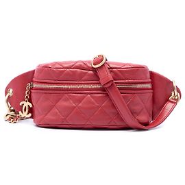 Chanel Red CC gesteppte Lammfell Gürteltasche Rot