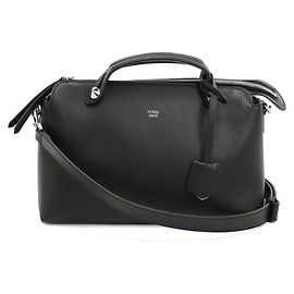 Sac à main Fendi en cuir de veau noir Noir