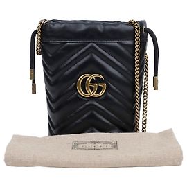 Gucci Mini borsa a secchiello GG Marmont nera Nero