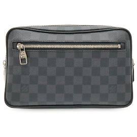 Clutch Louis Vuitton Damier Graphite Preto