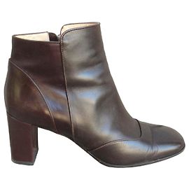 Bottines Louis Vuitton en cuir marron Marron