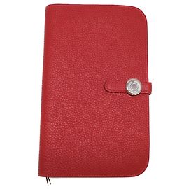 Hermès Hermes C-stamp Togo Dogon GM Long Wallet Red