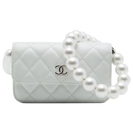 Chanel White CC Quilted Lambskin Maxi Pearl Chain Strap Blanc