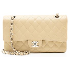 Bolsa Chanel Classic Double Flap Medium em couro Caviar Marrom Bege