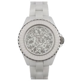 Chanel J12 Cosmic Ceramic Quartz Limited Weiß