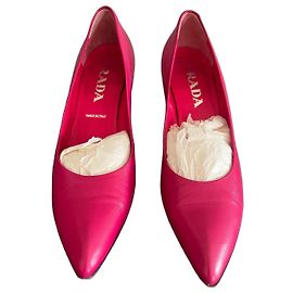Prada Escarpins en cuir rose Rose