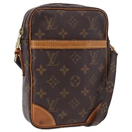 LOUIS VUITTON Bolsa de Ombro Monogram Danube M45266 LV Auth 193542 Monograma