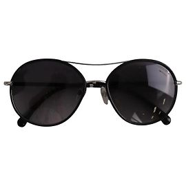 Gafas de sol Chanel negras de metal Negro