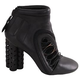 Louis Vuitton Black Leather Ankle Boots Size 40 Black
