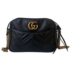 Gucci Marmont Bolsa Tiracolo em Couro Preto Preto