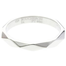 Boucheron Faceted Platinum Band Ring Silber