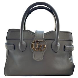 Bolsa de mão Gucci em couro bege Bege