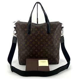Louis Vuitton Tote e bolsa de ombro Kitaan em canvas Monogram Macassar Multicor