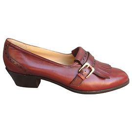 Bally Sapatos de couro marrom com franjas e fivela para mulher Marrom