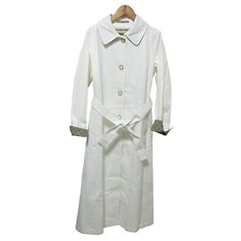 Autre Marque Casaco com cinto da coleção Rain da Herno Branco