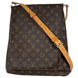 Bolsa de Ombro Musette Louis Vuitton Marrom Monograma
