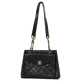 Bolsa Tote Chanel em couro de vitelo granulado preto Preto