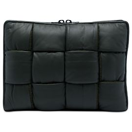 Case para laptop acolchoado em nappa Intrecciato verde Bottega Veneta Verde Verde oliva