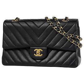 Borsa a tracolla Chanel in pelle nera Nero