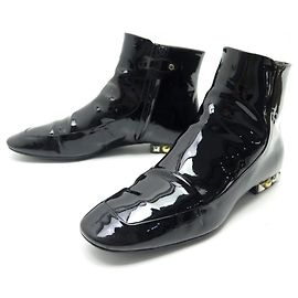 BOTAS LOUIS VUITTON SIXTIES FLAT ANKLE BOOT 40 botines en piel charol Negro