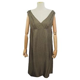 NOVO VESTIDO PRADA P32M2 L 42 IT 38 40 FR M EM SEDA VERDE OLIVA Outro