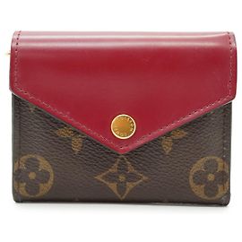 Louis Vuitton Cartera Compacta Zoe en Monogram Canvas Burdeos
