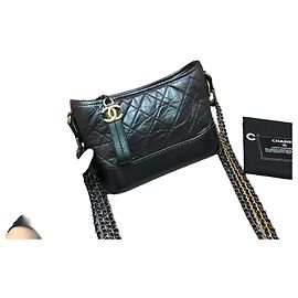 Sac Hobo Chanel Gabrielle Small Cuir Noir Iridescent Noir