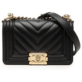 Chanel Black Small Chevron Lambskin Boy Flap Negro