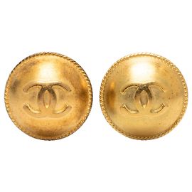 Orecchini Chanel Gold CC placcati oro rotondi con clip D'oro