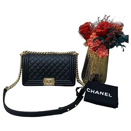 Borsa Chanel Boy in agnello nero Taglia Medium Nero