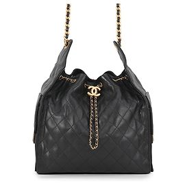 Borsa a tracolla Chanel Matelassé Black Chain Nero
