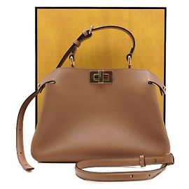 Fendi See You Small Vitello Leder Tote und Schultertasche Camel Farbe Braun
