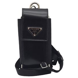 Prada Capa de telefone em couro com logotipo de triângulo Preto
