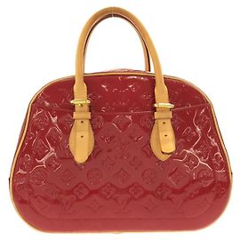 Louis Vuitton Vernis Summit Drive Handbag Red