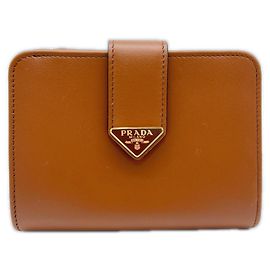 Carteira compacta com logotipo Triangle Prada Marrom