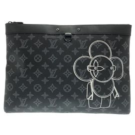 Louis Vuitton Monogram Eclipse Pochette Apollo Schwarz