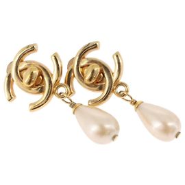 Chanel CC Dangle Clip-On Metal D'oro