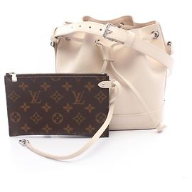 Bolsa de Ombro Louis Vuitton Noe BB Branco