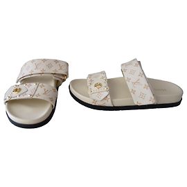 Sandali Louis Vuitton Monogram in pelle bianco e beige Bianco Beige