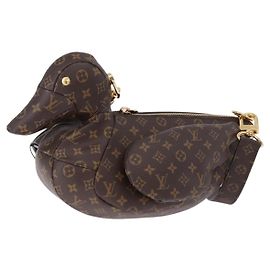 LOUIS VUITTON �~ NIGO Monogram Duck Bag Shoulder Bag M45990 LV Auth ka5545SAM Monogramme