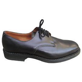 Autre Marque Scarpe eleganti nere in pelle Nero