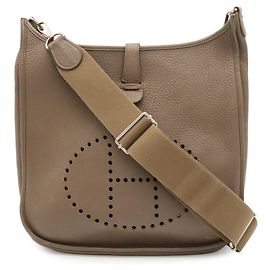 Hermès Bolsa de ombro Hermes Evelyne 3 III GM Cinza Taupe