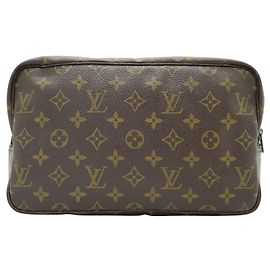 Louis Vuitton Necessaire Vintage Monogram 28 Clutch Pochette Marrone