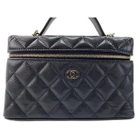 Bolsa de Ombro Chanel Matelassé em Preto Preto